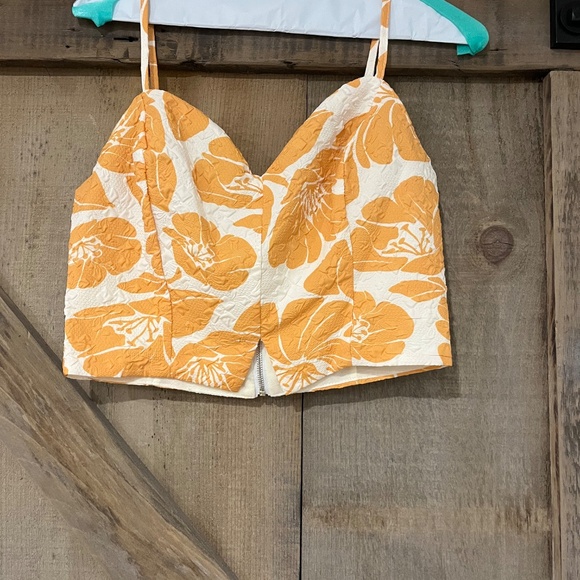 Yellow floral jacquard crop top - Picture 4 of 6